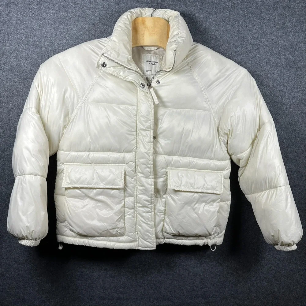 Abercrombie & Fitch Women's Oversized Utility Puffer size XS‎ off white